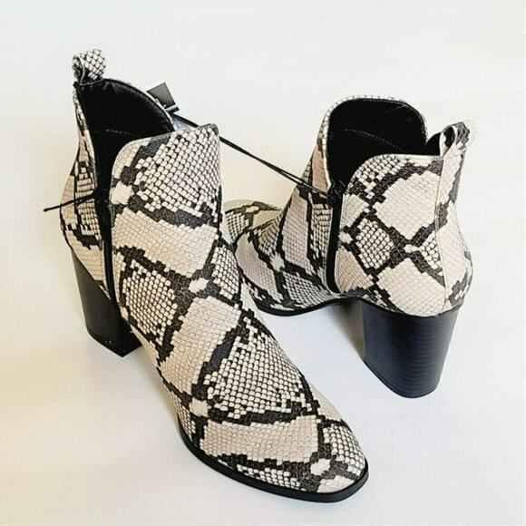 New! Rue 21 Women's Snake Print Chunky Block Heel Ankle Booties - Picture 5 of 8